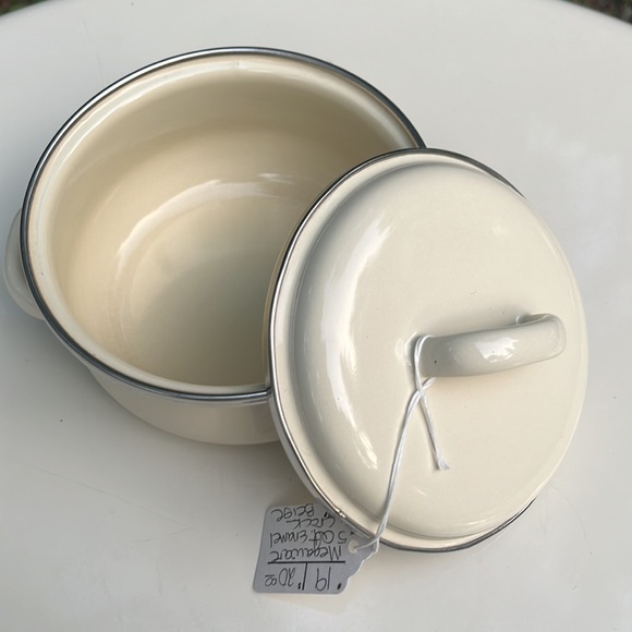 Megaware Spain 2 Cup Lidded Enamelware Crock Vintage - Picture 2 of 5